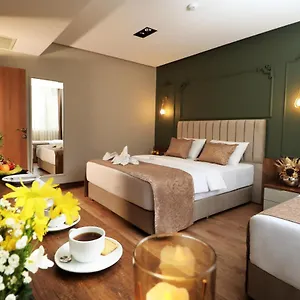 4* Hotel Bayrak Grand