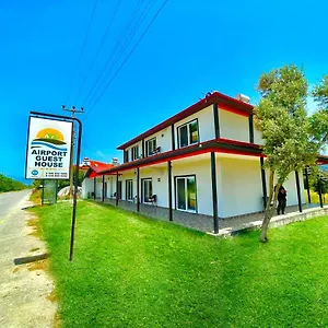 airport-guest-house.oludenizhotels.org/
